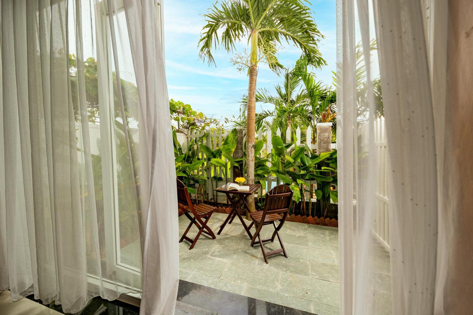ไอริส วิลลา Bed & Breakfast ฮอยอัน ภายนอก รูปภาพ